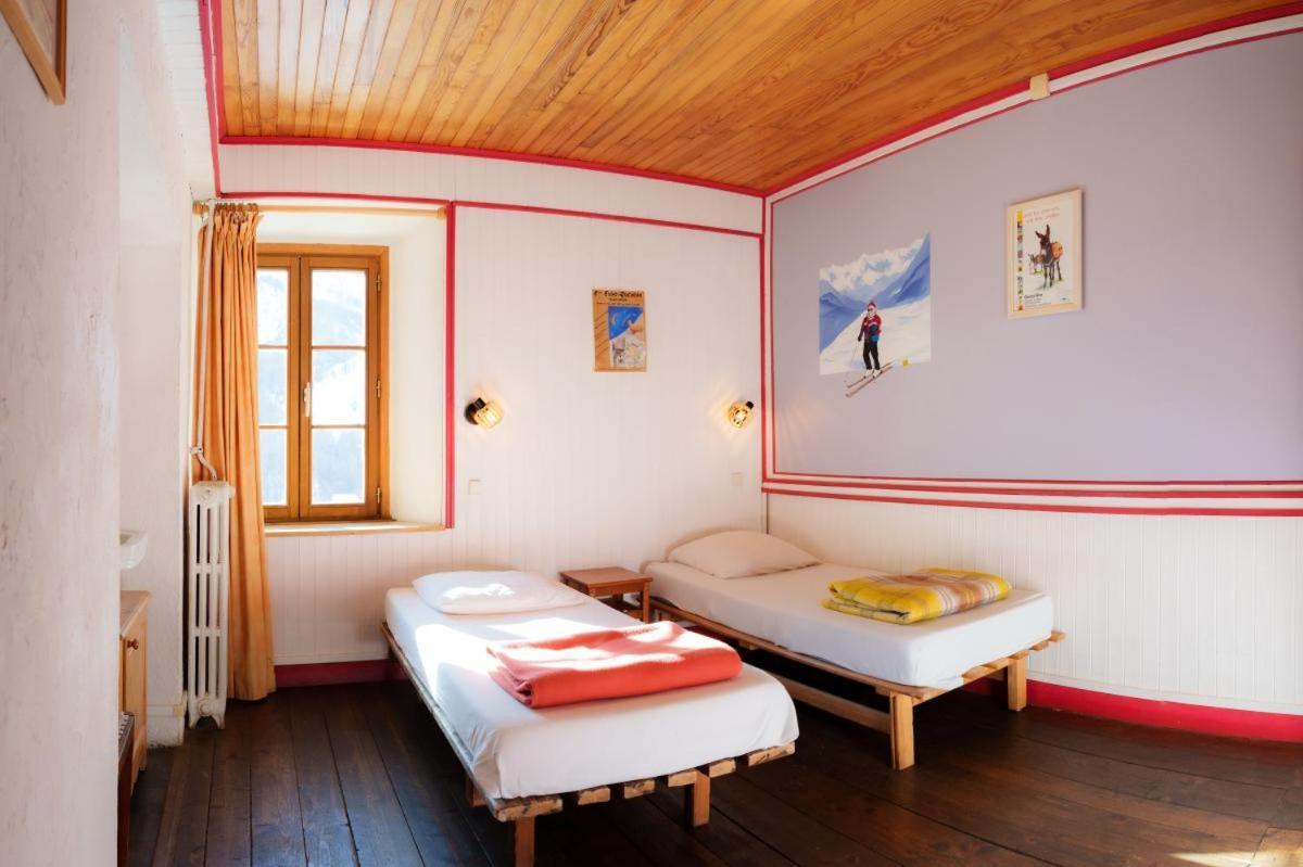 Auberge L'Estoilies Saint-Vérand Exterior foto