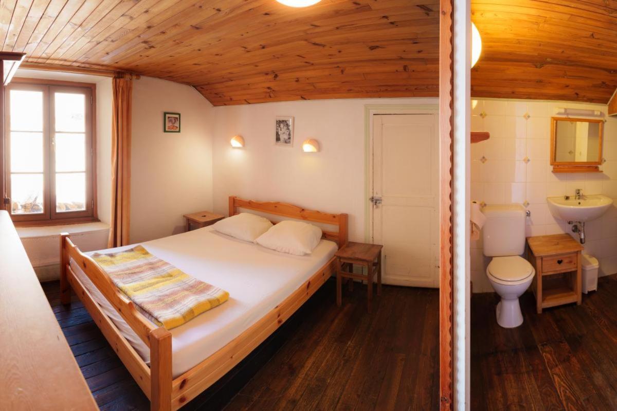 Auberge L'Estoilies Saint-Vérand Exterior foto
